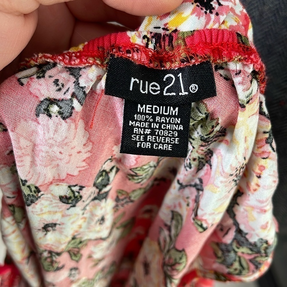 Rue21 One Shoulder Pink Floral Relax Elastic Top Mini Dress Size Medium - Picture 2 of 5